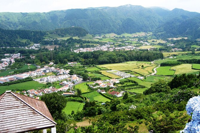 Private Tour Full-Day Furnas: Lake, Fumaroles and Thermal Pools - Tour Details