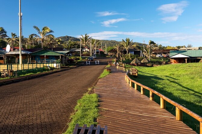 Private Tour in Hanga Roa the Only City of Rapa Nui - Transportation and Accessibility