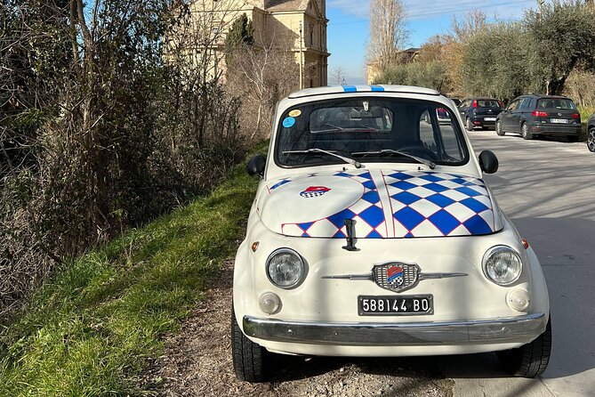 Private Tour in Vintage Fiat 500 - Val Dorcia - Local Guide for Insider Knowledge