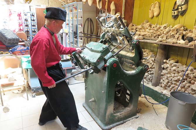 Private Tour of Simonehoeve Cheese Farm and Clog Factory - Personalization Opportunity