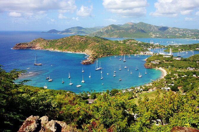 Private Tour Spectacular St. Maarten: 360° - Exploring Emilio Wilson Museum