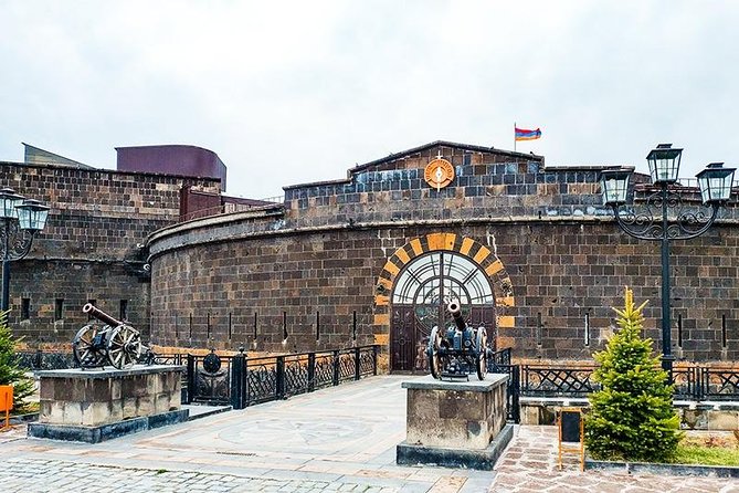 Private Tour to Gyumri, Dzitoghtsyan Museum, Black Fortress - Discovering the Black Fortress