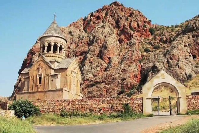 Private Tour to Khor Virap, Areni Winery, Noravank - Meeting and Pickup