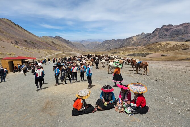 Private Tour to Vinincunca Rainbow Mountain and Red Valley - Health and Accessibility