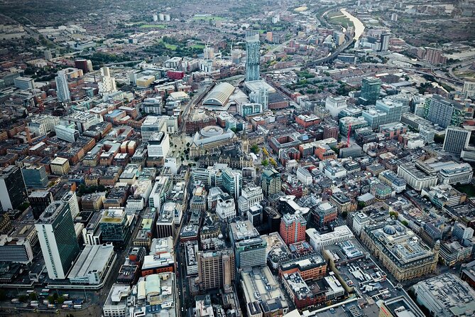 Private Tour With a Local Guide in Manchester - Meeting and Pickup Arrangements