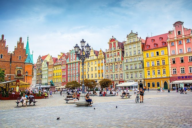 Private Transfer From Wroclaw (Wro) Airport to Wroclaw City Centre - Luggage Allowances and Details