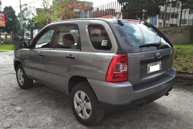 Private Transfer IN or OUT Hotel-Aiport Quito or Aiport-Hotel - Pickup Options
