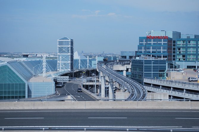 Private Transfer:Toronto Pearson Intl Airport to Toronto Hotel / Accommodations - Accessibility and Participation