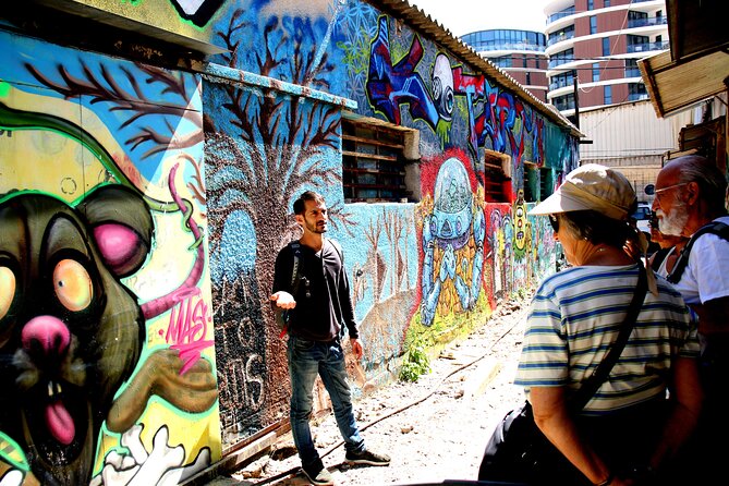 Private Walking Graffiti Art Tour in Israel - Uncovering the Stories Behind the Walls