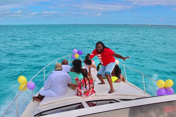 Private Yacht SeaRay 46ft Cancun 25P17 - Accessibility and Participation