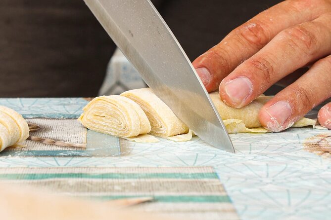 Proposal and Genuine Cooking Class - Meeting Point Details
