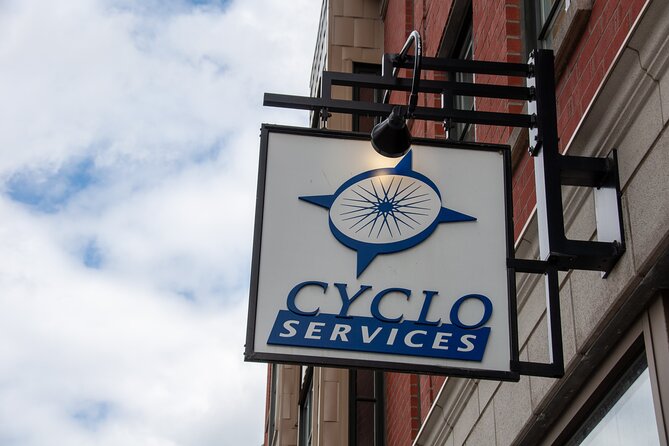 Quebec City Bike Rentals - Accessibility and Participation