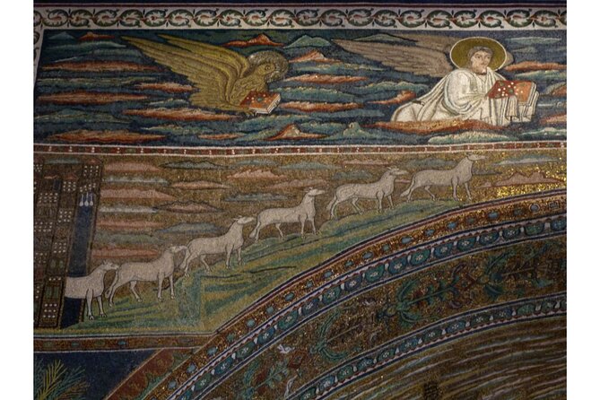 Ravenna UNESCO Monuments With Pasta, Piadina and Gelato Tasting - Knowledgeable and Passionate Guides