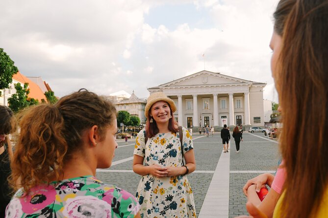 Regular Walking Tour of Vilnius Old Town - Guide Performance