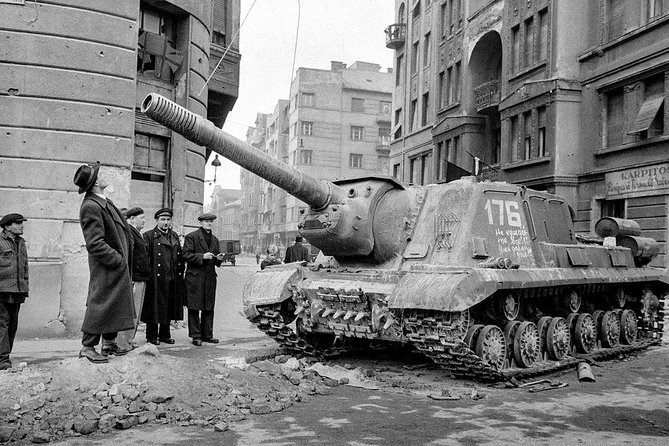 Rise Against the Soviet: The 1956 Revolution - Private Tour - Guided Experience and Testimonies