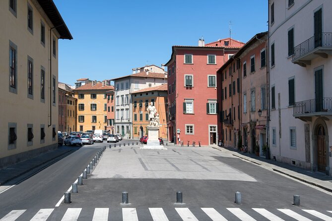 Romantic Pisa Quest Experience - Convenient Smartphone-Powered Exploration