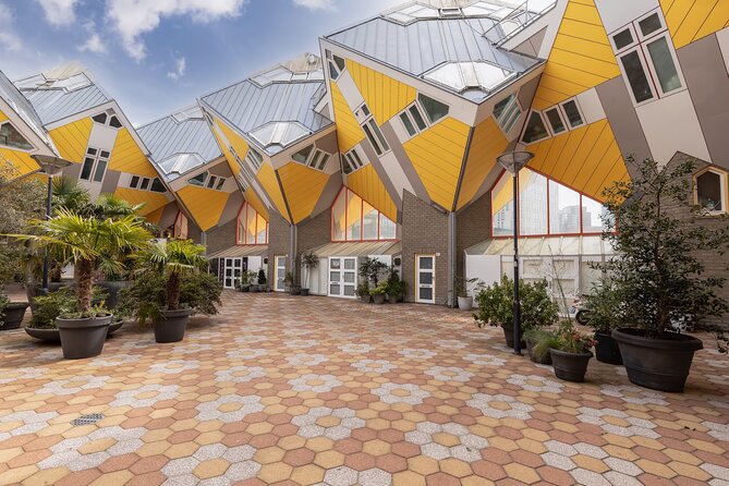 Rotterdam City Wonders Walking Adventure - Experience Multicultural Dining Delights