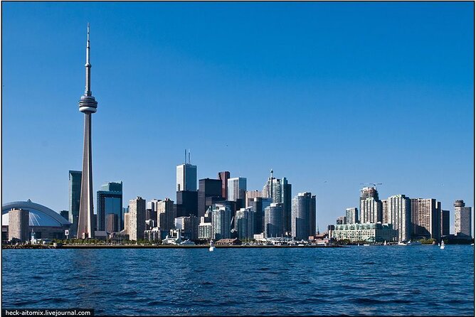 Round Trip : Toronto Pearson Airport to Toronto Downtown Hotel & Accommodations - Luggage and Accessibility