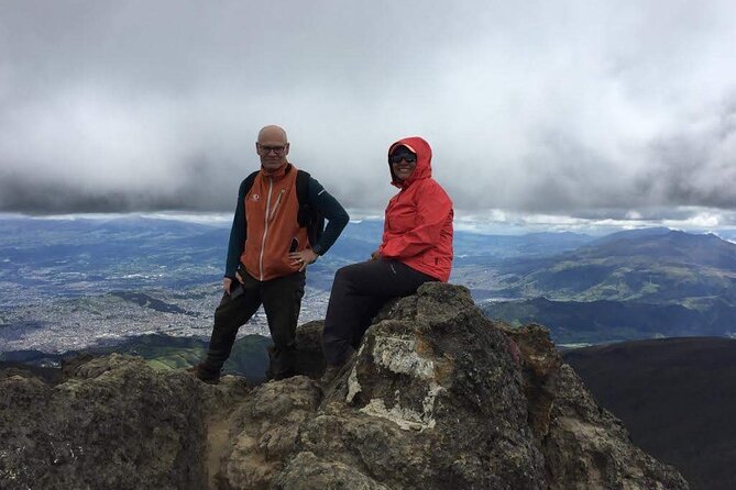 Ruco Pichincha Summit Hike - Escape to Quitos Tranquil Retreat