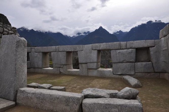 Sacred Valley & Short Inca Trail 3 Days - Meeting and Pickup