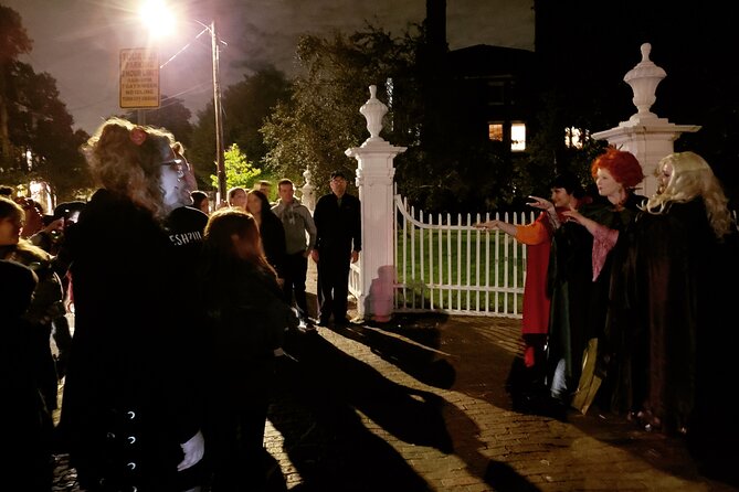 Salem Ghosts Boos and Brews Haunted Pub Crawl - Guides and Their Expertise