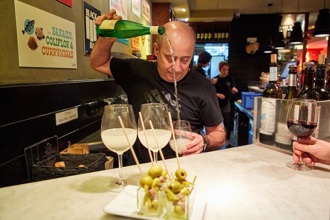 San Sebastian Walking and Food Tour - Accessibility and Participation