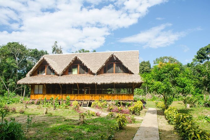 Sandoval Lake + Chuncho Macaw Collpa - 5 Days / 4 Nights - Tambopata National Reserve