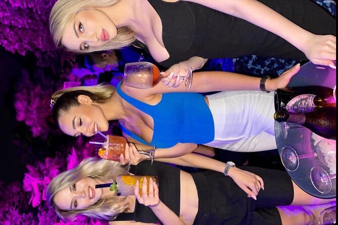 Santorini Premium VIP Nightlife Experience  - Tirana - Meeting and Transportation Options