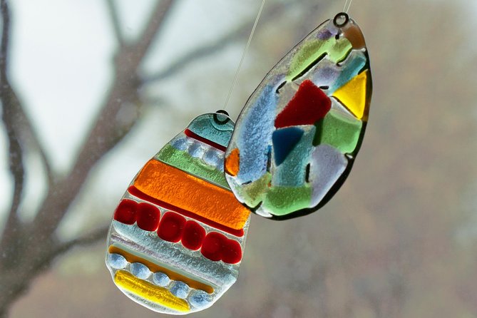 Seasonal Glass Decor Workshop - Accessibility and Participation