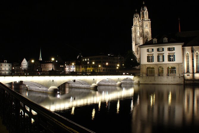 Self-Guided Audio Tour to the Dark Side of Zurich - Operator Communication and Support