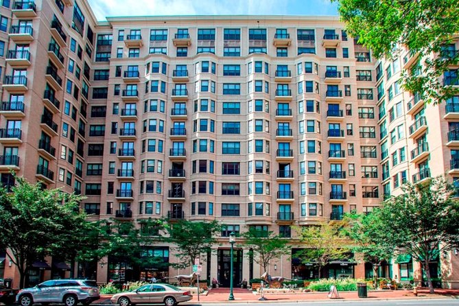 Self-Guided Scavenger Hunt: The Fine (Art) Life in Bethesda - Explore Bethesdas Art Scene