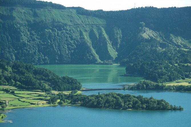 Sete Cidades Full-Day 4WD Tour From Ponta Delgada With Hiking - Health and Accessibility