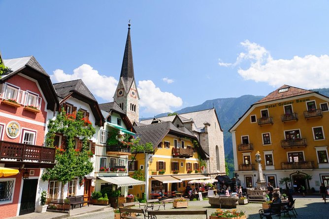 Sightseeing Transfers From Vienna to Salzburg With a 4-Hours Stop in Hallstatt - Pricing and Cancellation Policy