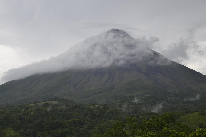 SJO Private Transfer to Arenal or La Fortuna up to 5 People (One Way) - Accessibility Options