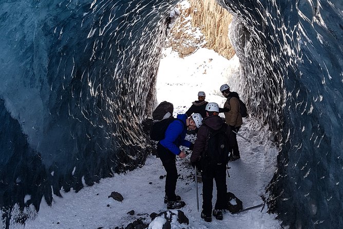 Skaftafell Ice Cave and Glacier Hike - Extra Small Group - Geological Insights From the Guide