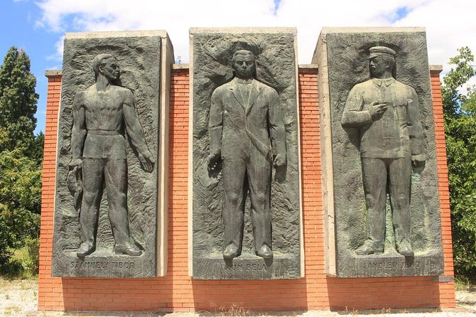Skip the Line: Memento Park Entrance Ticket - Reviews and Ratings Breakdown
