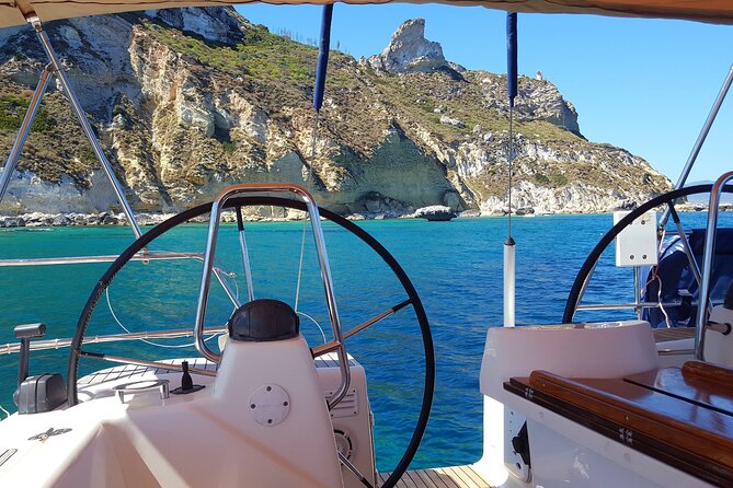 Small Group Excursion to the Devils Saddle by Sailboat - Excursion Schedule