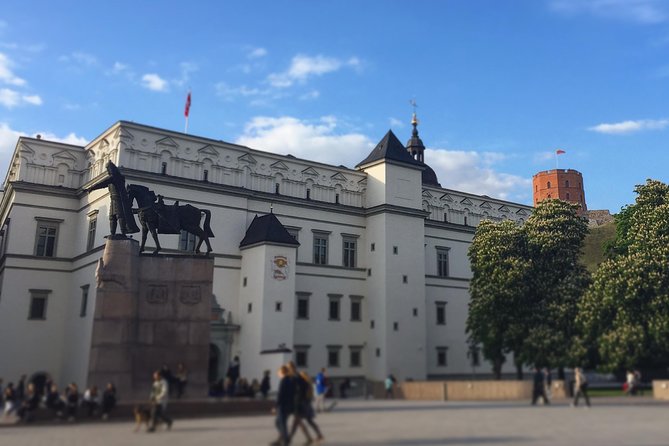 Small-Group Vilnius Half Day City Tour - What to Expect