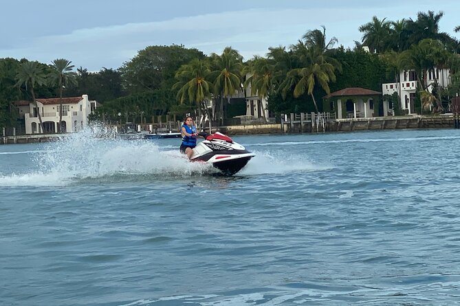 South Beach Jet Ski Rental With Pontoon Ride - Safety and Accessibility