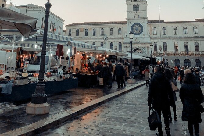 Story of Romeo and Juliet – Walking Tour in Verona - Taking in Veronas Historic Ambiance