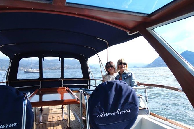 Stresa: Isola Pescatori and Isola Bella Hop-On Hop-Off Boat Tour - Operating Hours