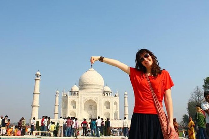 Sunrise Taj Mahal Tour From Agra Hotels / Station / Agra Airport - Meeting and Pickup