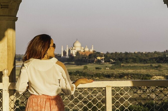 Sunrise Tour of Taj Mahal With Guide and Entrance Fees - Pickup Options
