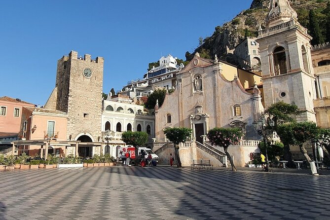 Taormina: A Self-Guided Audio Tour of Sicily's Hilltop Town - Admire the Duomo Di Taormina