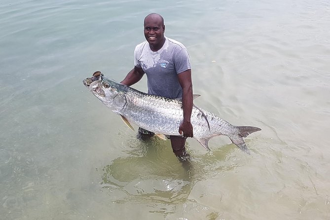 Tarpon Fishing Tour (Light Refreshments Offered on Board)) - Included Amenities