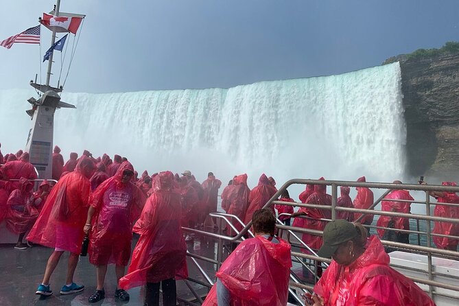 The Best All-Inclusive Walking Tour of Niagara Falls Canada - Meet Your Guides