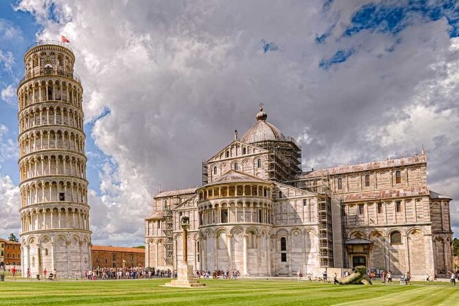 The Best of Pisa: a Self-Guided Audio Tour From Tuttomondo to the Leaning Tower - Traversing the Historic Center