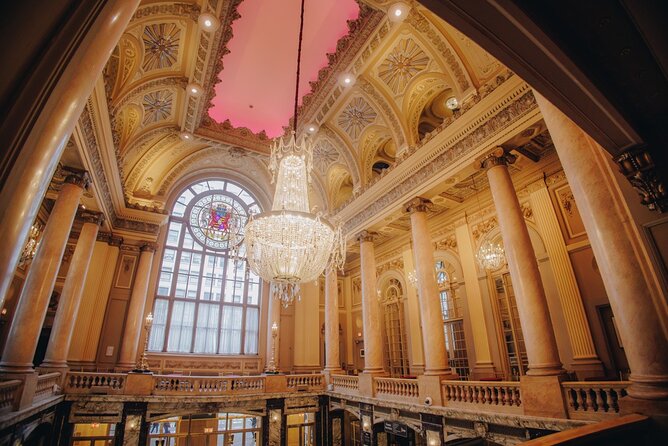 The Chicago Theatre Tour Experience - Visitor Reviews