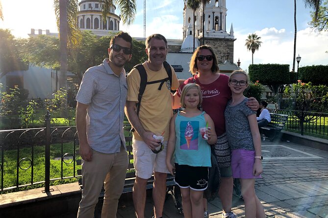 Tlaquepaque and Tonala Private Full-Day Tour - Guest Reviews and Feedback