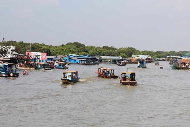 Tonle Sap Lake Sunset Cruise Small Group From Siem Reap - Accessibility Information